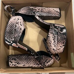 ASOS chunky heel closed toe sandal NUDE SNAKE size UK4 US6